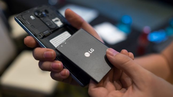 LG V10上手:雙前置攝像頭是亮點(diǎn)