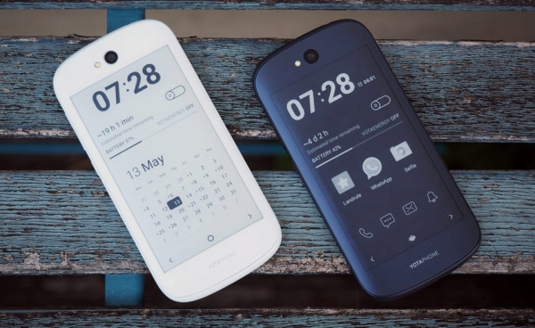YotaPhone2