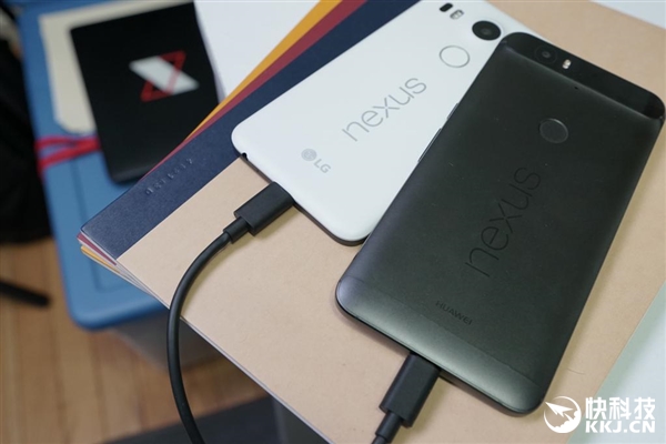 Nexus 6P能通過USB Type-C接口給Nexus 5X充電