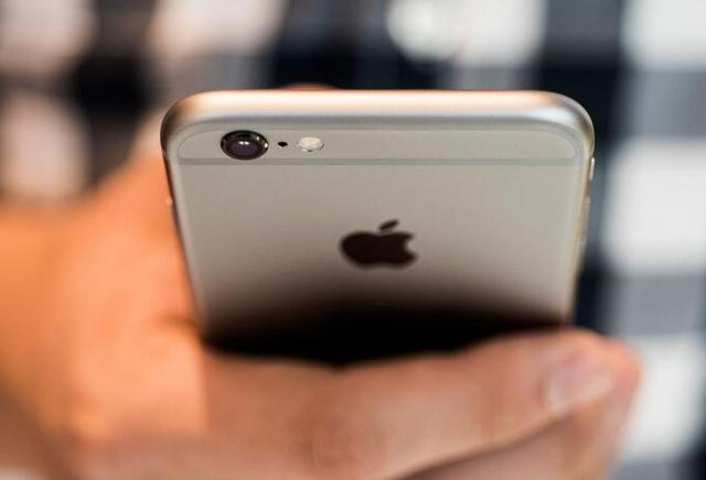 大屏iPhone悄然改寫美國假日購物格局