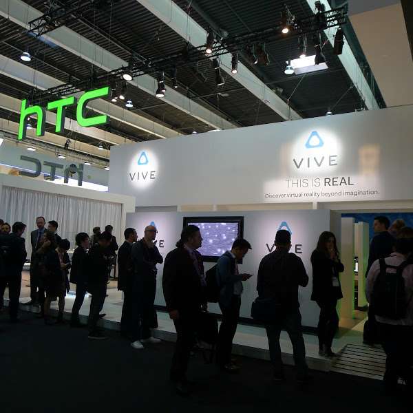 宏達(dá)電董事長王雪紅：Oculus差Vive太遠(yuǎn)