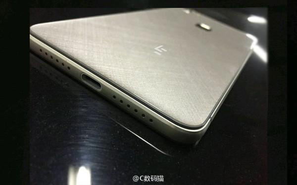 樂(lè)視官方爆料:超級(jí)手機(jī)2代將重新定義未來(lái)