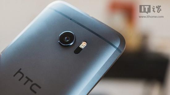 HTC 10京東預(yù)訂量破40 羅永浩：向臺灣同行致敬