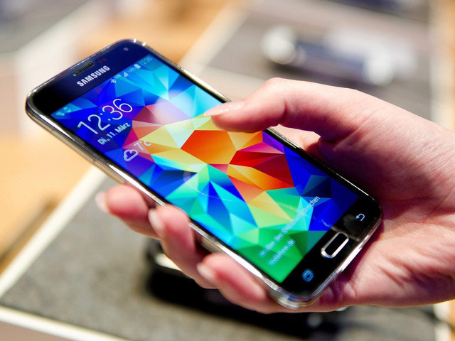 AMOLED面板迎大爆發(fā)：年增長率將達(dá)30%