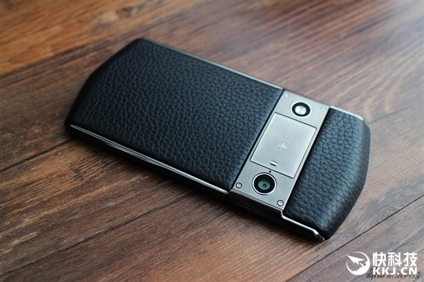 9999元起！國(guó)產(chǎn)E人E本新機(jī)鈦金手機(jī)8848 M3今日發(fā)布