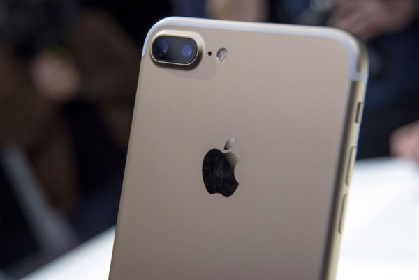 蘋果不再公布iPhone首周銷量 彭博：中國(guó)恐難大賣