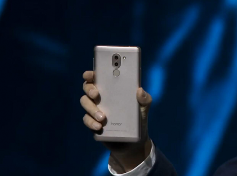 雙11提前開戰(zhàn)！紅米Pro直降400對標榮耀6X