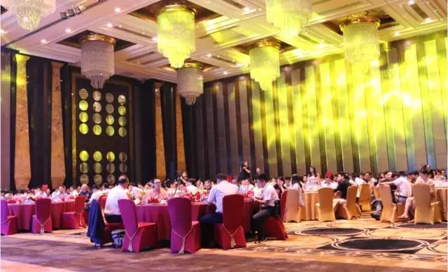 深圳市攝像頭行業(yè)協(xié)會首屆大會--論雙攝、OIS的正確打開方式