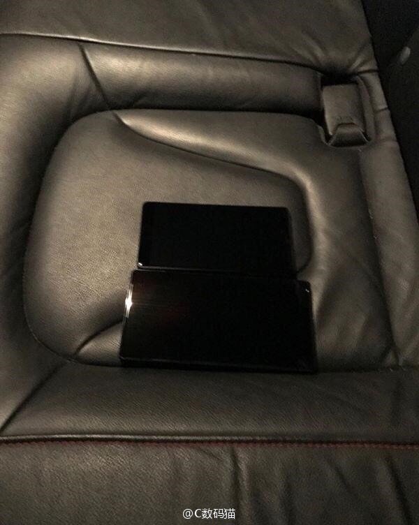 傳小米12月召開發(fā)布會(huì):或?yàn)橹匕跣聶C(jī)小米MIX nano