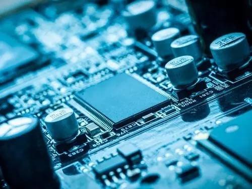 國(guó)產(chǎn)缺失：2016年前十個(gè)月中國(guó)耗費(fèi)1.2萬億元進(jìn)口芯片