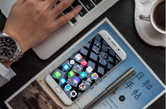 vivo Xplay6 今日雙12正式開賣！雙攝+曲屏商務(wù)好幫手