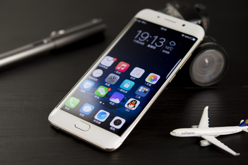 vivo Xplay6 今日雙12正式開賣！雙攝+曲屏商務(wù)好幫手