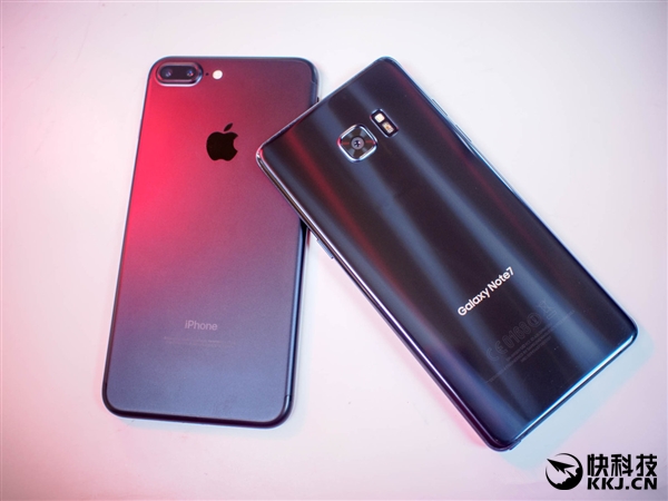 美國圣誕周哪家手機(jī)賣最好？蘋果三星居首