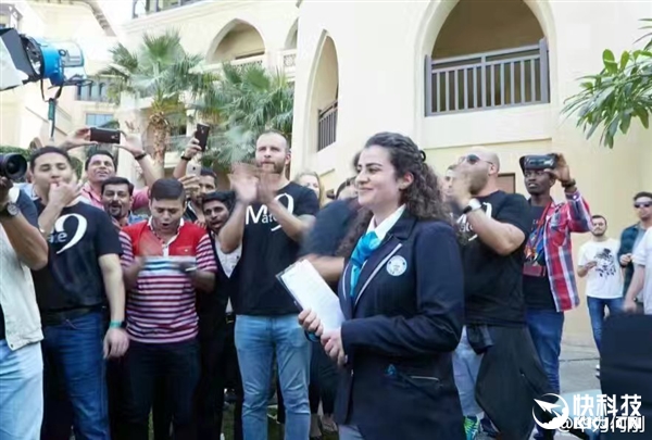 華為Mate 9破世界最快自拍世界紀錄