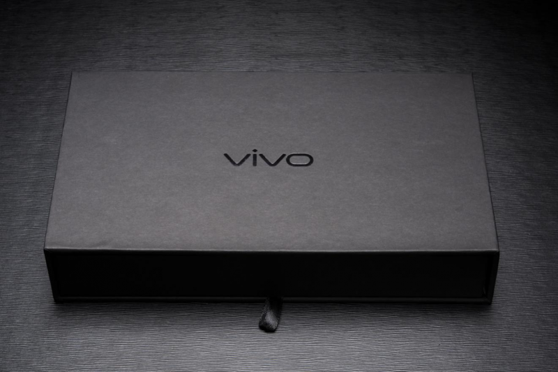 萬眾期待的旗艦終于來了：Xplay6 磨砂黑邀請函曝光