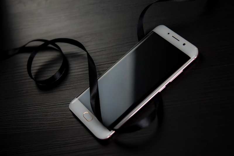 萬眾期待的旗艦終于來了：Xplay6 磨砂黑邀請函曝光