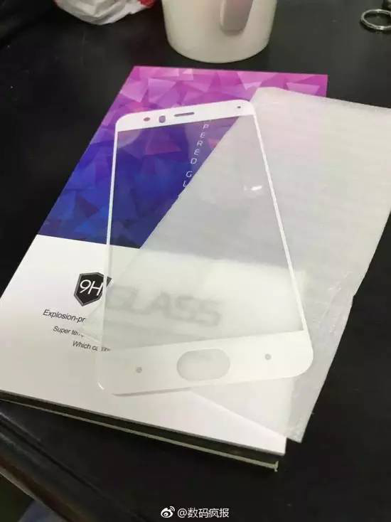 小米6真機(jī)貼膜曝光:Home鍵變大 新增虹膜識別