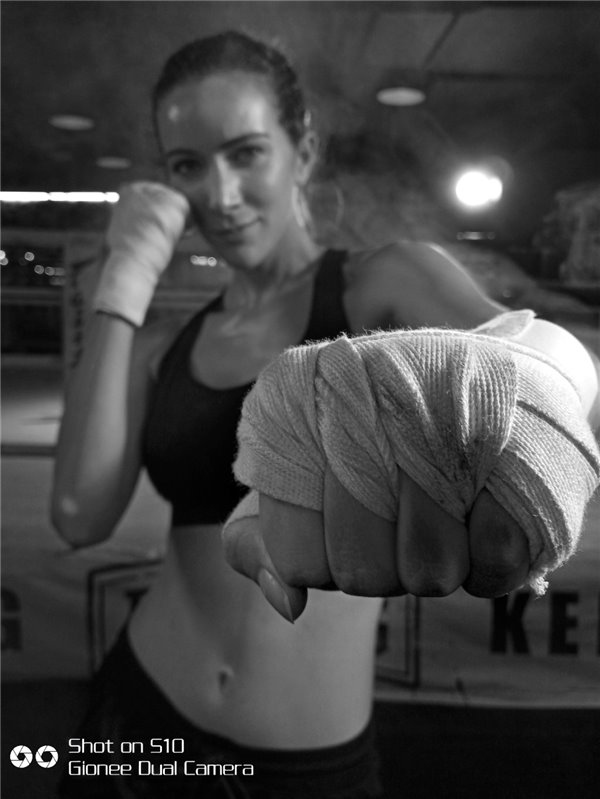 金立S10官方拍照樣張出爐:四攝虛化效果驚艷