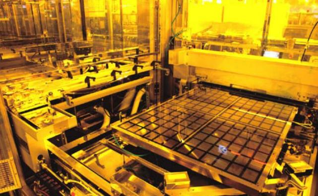 眼看著蘋果OLED訂單落入韓企 日本顯示器公司慌了