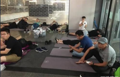 樂視供應商輪班討債 抵押房子陷三角債