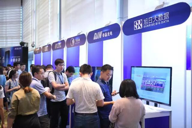 第二季&ldquo;全面屏&rdquo;全面來襲高峰論壇落幕：產(chǎn)業(yè)鏈崛起的六大精彩看點(diǎn)