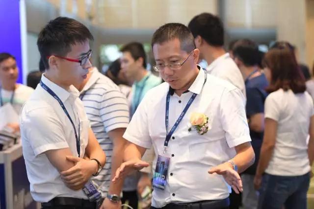 第二季&ldquo;全面屏&rdquo;全面來襲高峰論壇落幕：產(chǎn)業(yè)鏈崛起的六大精彩看點(diǎn)