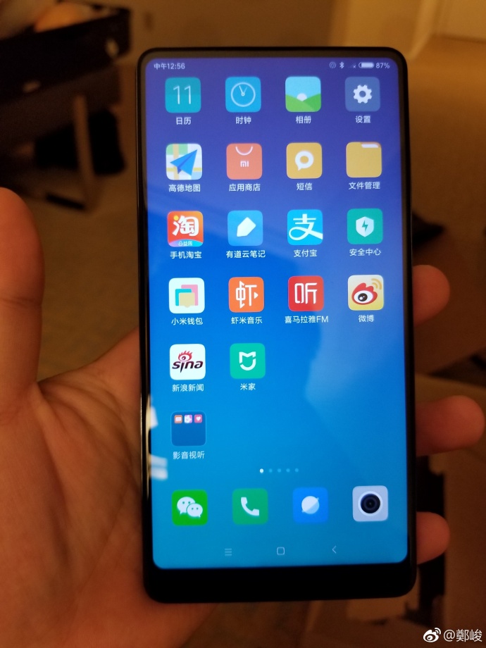 小米MIX 2黑色版真機(jī)搶先上手看:正面18:9全面屏