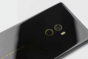 全面屏旋風(fēng)刮太快，指紋后置成無奈之舉