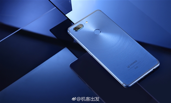 金立全面屏新機M7曝光:同心圓發(fā)絲紋路設(shè)計