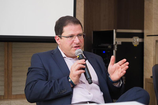 高通成功實(shí)現(xiàn)5G數(shù)據(jù)連接 5G手機(jī)最快2019年面世