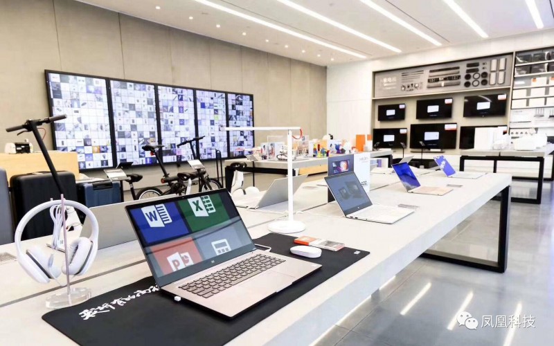 小米提前完成千億營收目標，雷軍說明年進世界500強