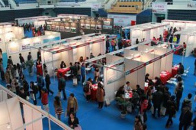 不缺錢不缺市場(chǎng)，但中國(guó)半導(dǎo)體產(chǎn)業(yè)短缺6萬人才