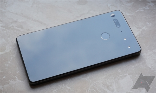 安卓之父敗了：驍龍835+全面屏僅賣(mài)出5萬(wàn)臺(tái)Essential