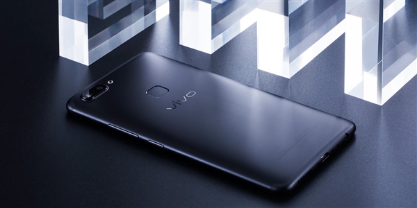 屏下指紋傳感器搞定：vivo要搶首發(fā)？