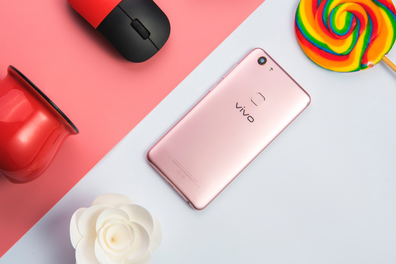 5000 萬(wàn)像素極致清晰，全面屏 vivo Y75 隆重登場(chǎng)