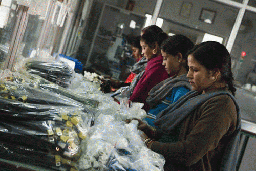 傳富士康向印度投資60億人民幣建廠 富士康為什么要這么做呢？