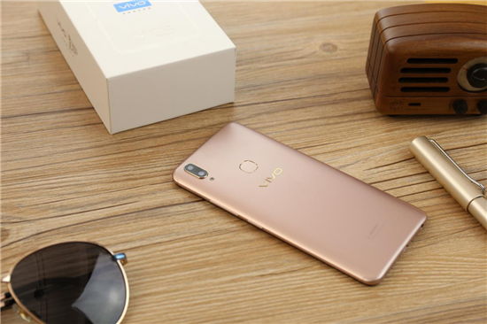 vivo出大招了，1598元的Y85竟有如此劉海工藝