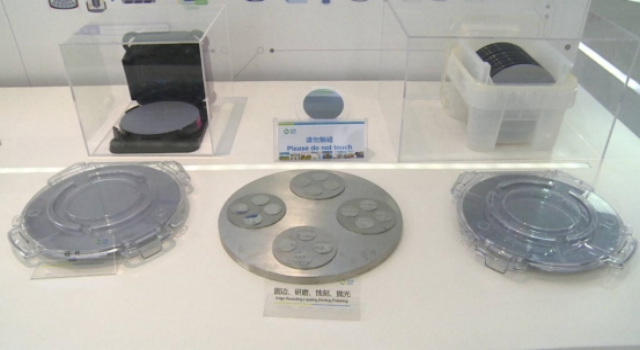 國產電子級多晶硅量產:純度99.999999999%