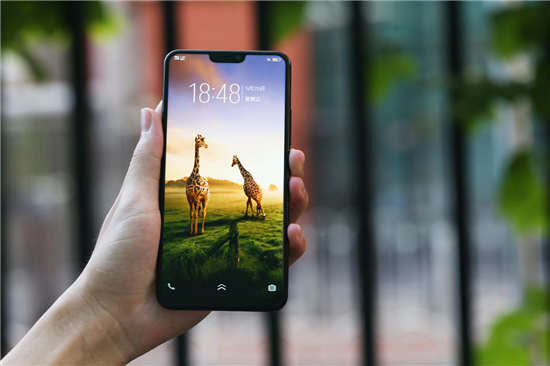 vivo Z1功能實(shí)測(cè)：全面屏?xí)r代新選擇，三大功能亮眼