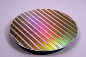 2018年全球半導(dǎo)體設(shè)備市場將達(dá)627億美元: 中國躍居第二