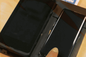 三星S10要用？高通展示超聲波屏下指紋技術(shù)：不怕濕手