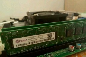 紫光國微：DDR4芯片預(yù)計年底前完成并推向市場