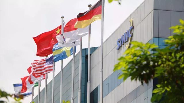 298天逆轉(zhuǎn)中國(guó)半導(dǎo)體頹勢(shì)！中芯宣布重大突破，14納米制程研發(fā)成功