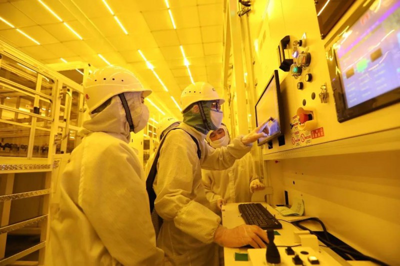 CEC&middot;咸陽(yáng)8.6代液晶面板生產(chǎn)線項(xiàng)目一期順利達(dá)產(chǎn)