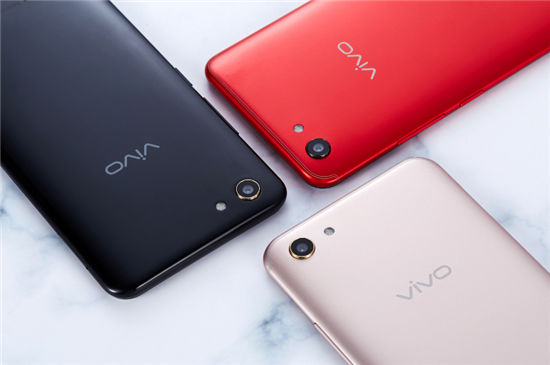 vivo Y81s首發(fā)圖賞：全屏視野暢玩不停，引領(lǐng)千元機(jī)新潮流