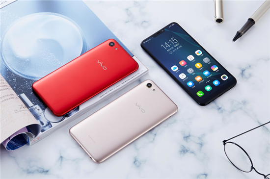 vivo Y81s首發(fā)圖賞：全屏視野暢玩不停，引領(lǐng)千元機(jī)新潮流