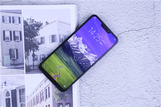 vivo Y81s上手體驗(yàn)，新一代全面屏鑄就高顏值