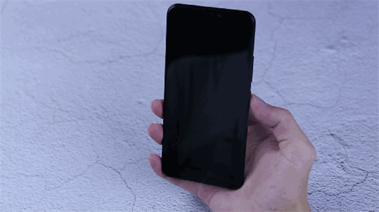 vivo Y81s上手體驗(yàn)，新一代全面屏鑄就高顏值