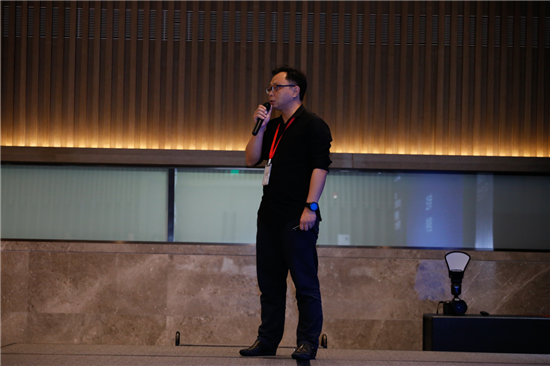 全星創(chuàng)展科技 副總經理 林岸超先生《淺談人工智能機器人的發(fā)展趨勢》