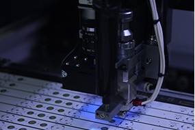 深微智控：專注于智能點(diǎn)膠機(jī)制造 提供與客戶實(shí)際匹配的產(chǎn)品